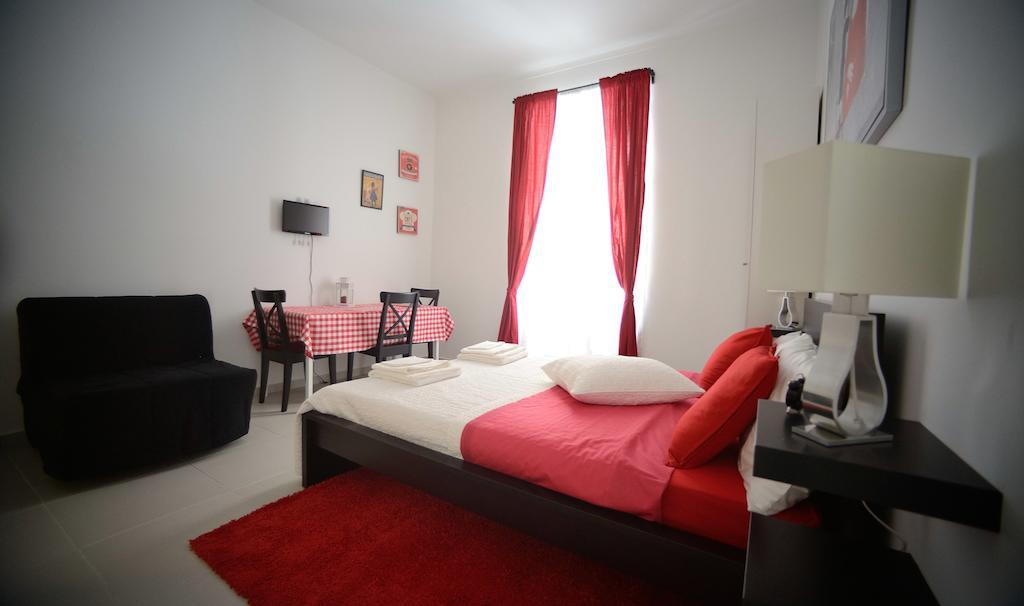 Casa Petrarca B&B Turín Habitación foto
